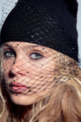 Mesh Knit Gray Crystal Beanie black