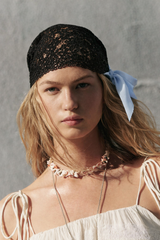 Lace Triangle Scarf Black