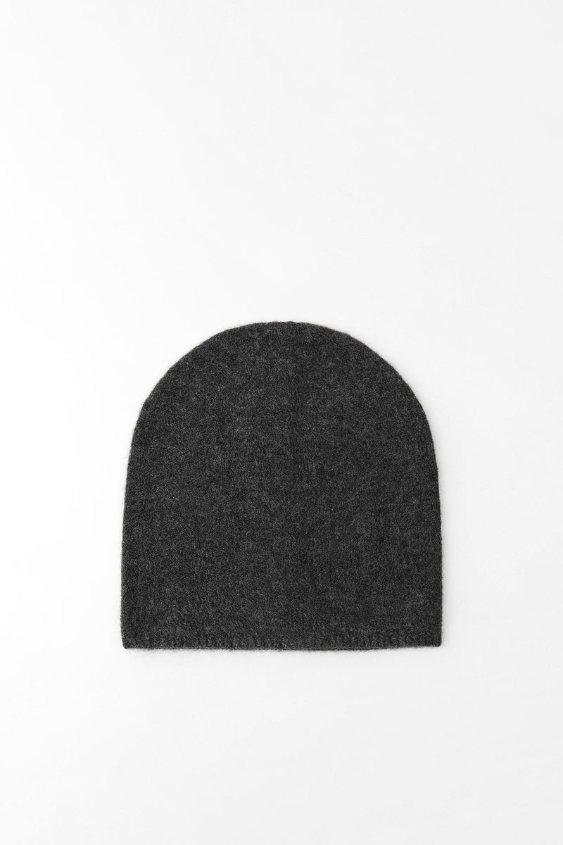 KNIT BEANIE GREY