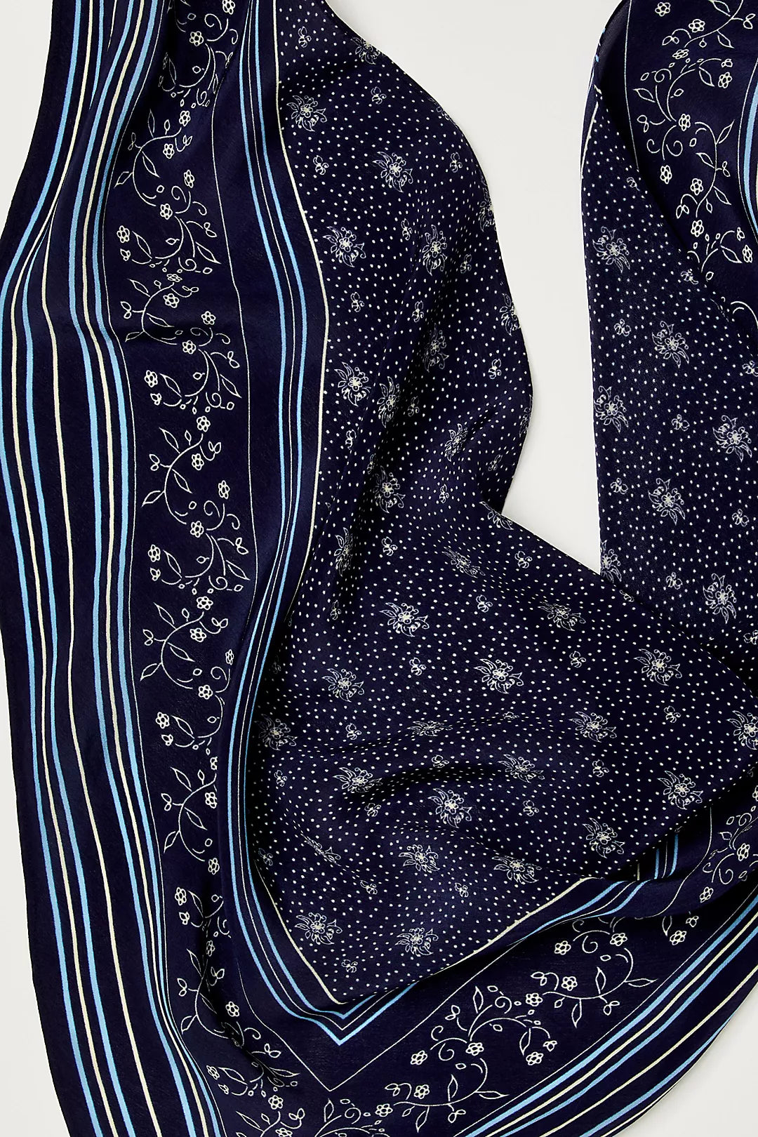 Triangle Bandana Paisley Slate blue