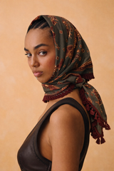 FRINGED TAUPE GRAY PRINTED SCARF