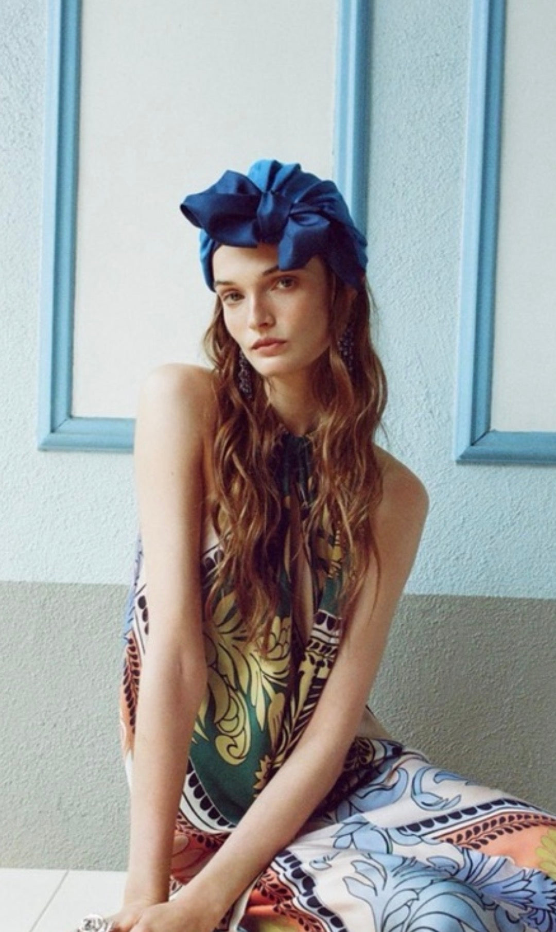 PRE-TIED SATIN BANDANA GRADIENT BLUE